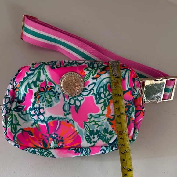 LILLY PULITZER Belt Bag Soleil Floral Zip Small Adjustable Jeanie Cosmetic NWOT - Picture 10 of 15